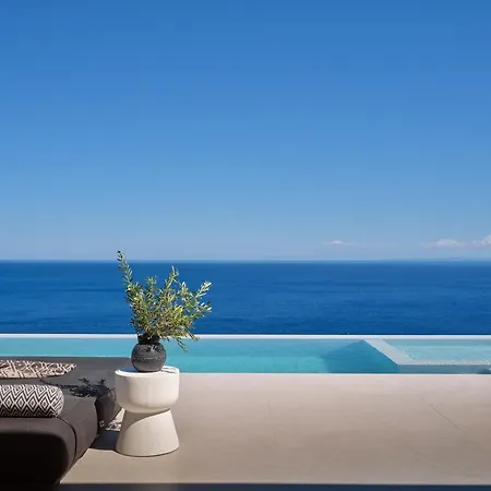 On The Rocks 2 Bedroom Villa Koríthion